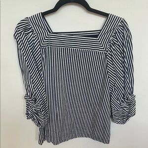 LOFT Black and White Ruched 3/4 Sleeve Blouse